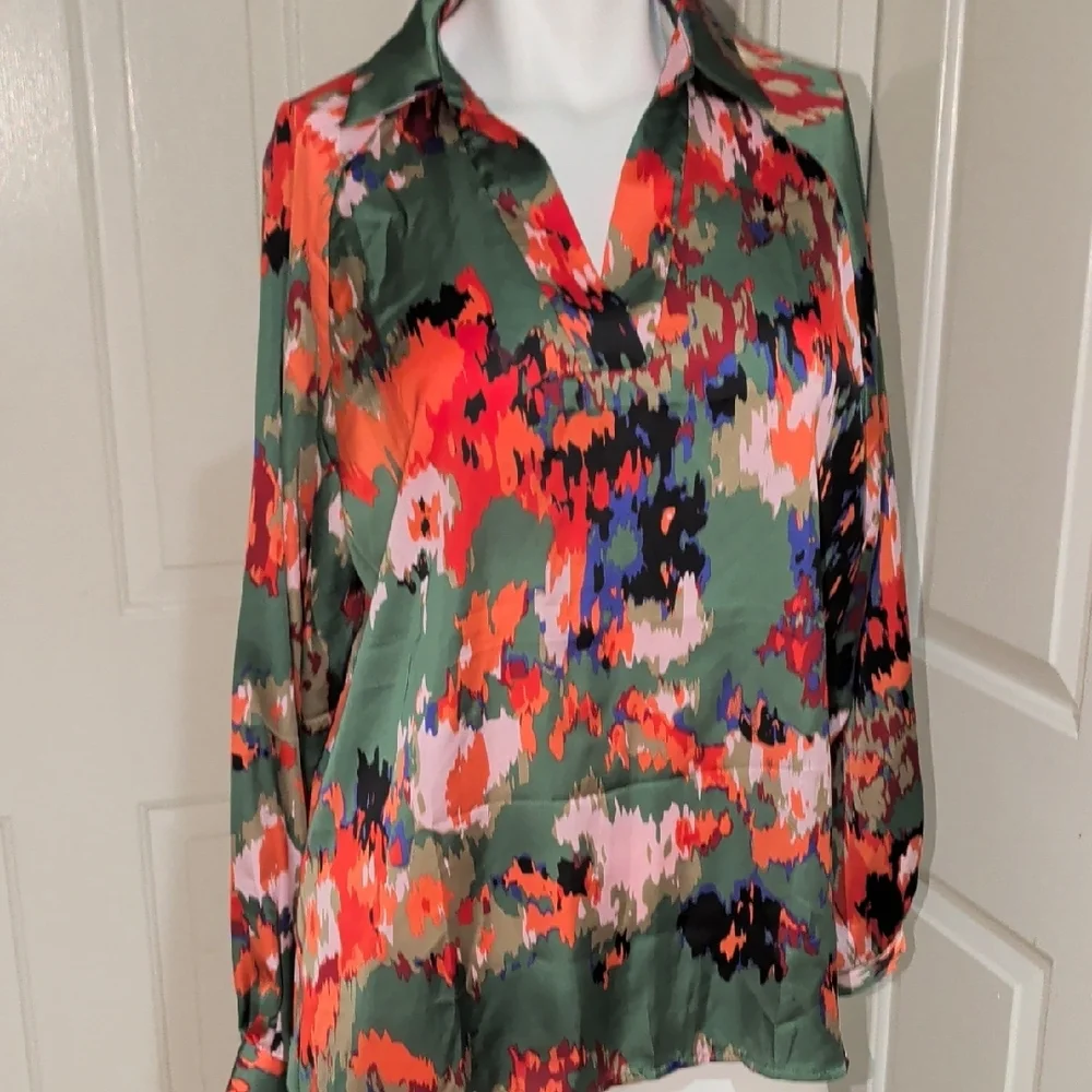Vibrant Abstract Women's Blouse XL - Picture 4 of 8